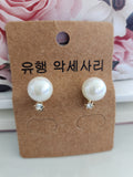 The Classic K-Style Pearl & Solitaire Studs