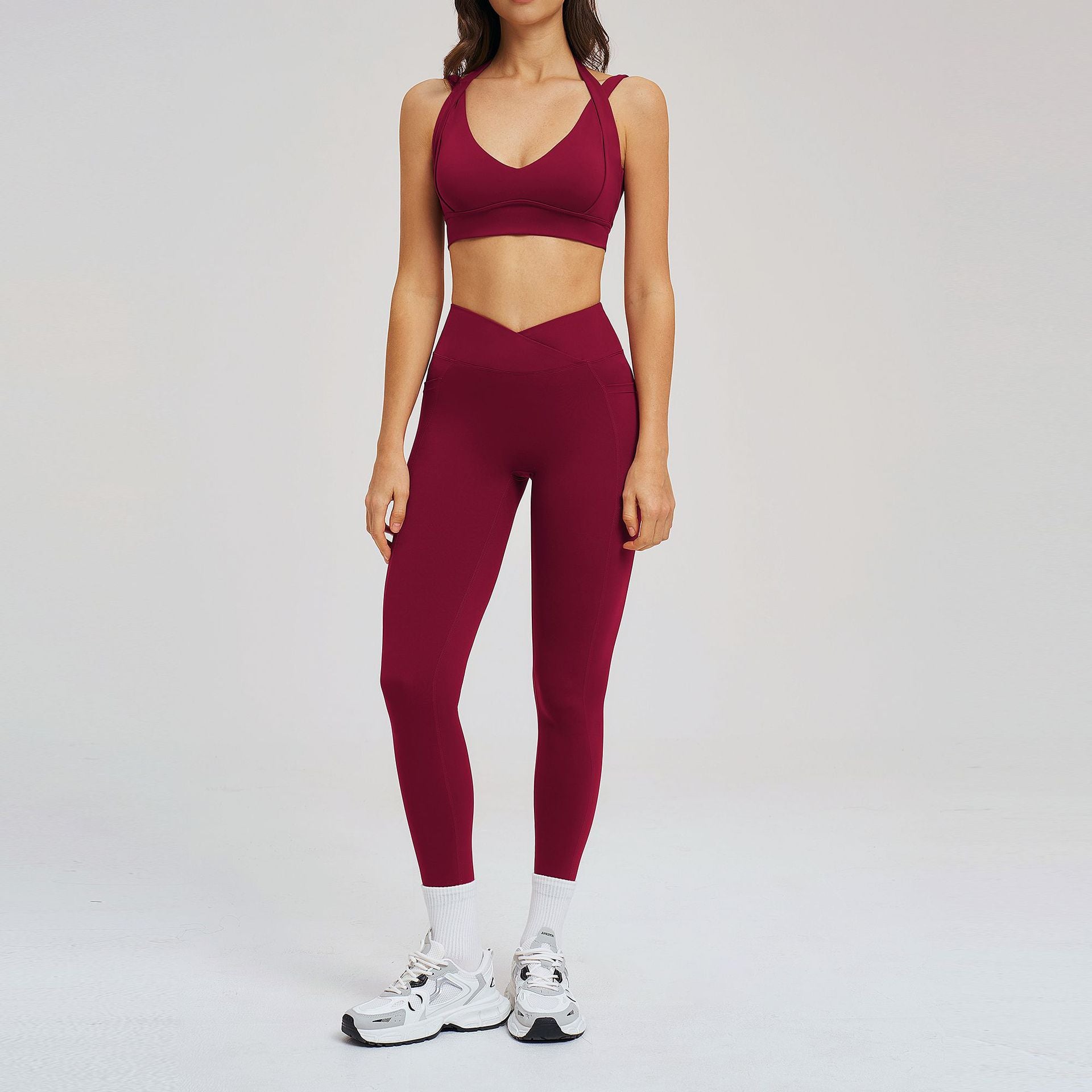 Bare Feel High-End Yoga Set, Fitted Backless Design, Fashionable Yoga Wear, Casual Running Sport Set