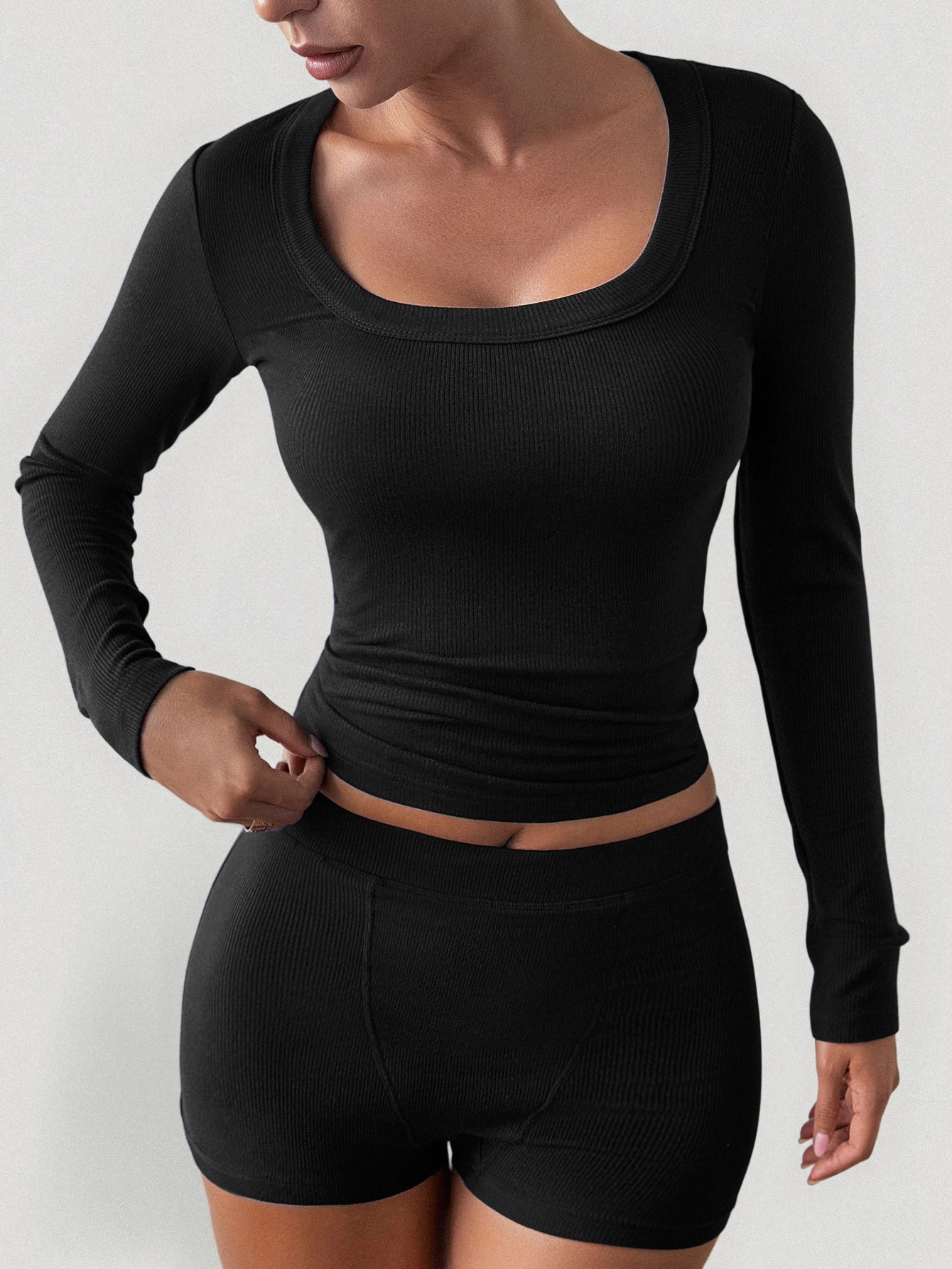Yoga exercise slim fit T-shirt shorts two-piece set