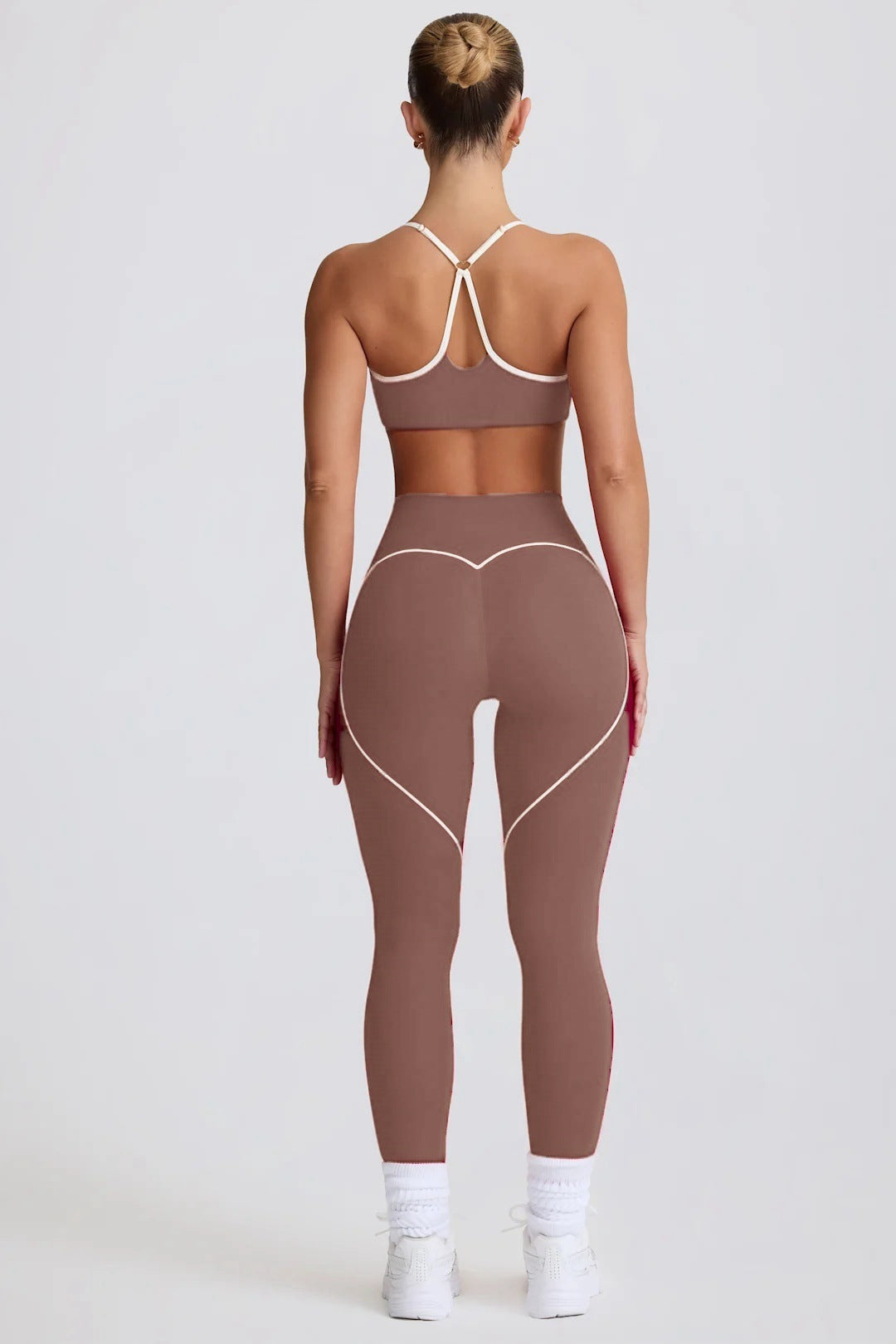 Bare-Feel Yoga Set Breathable Shock-Absorbing Sports Top Heart-Shaped Butt-Lifting 9/10 Pants Fitness Outfit