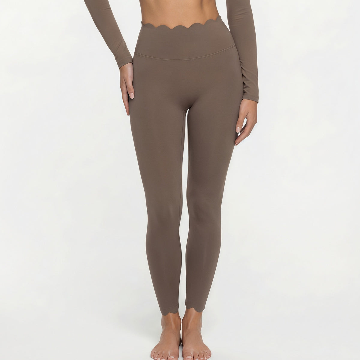 Floral Trimmed Long Sleeve Yoga Top with Shoulder Cutout, Breathable and Skin-Friendly, Built-in Bra, Versatile Workout Wear